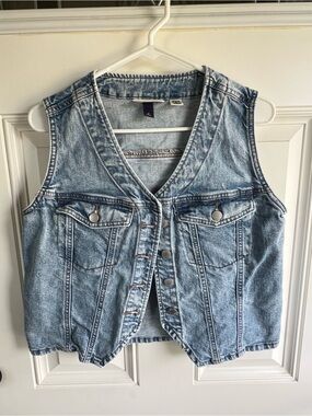 NEW!! UNIVERSAL THREAD cropped denim vest